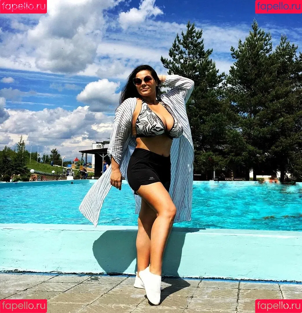 Maria Von Zarring Onlyfans Photo Gallery 