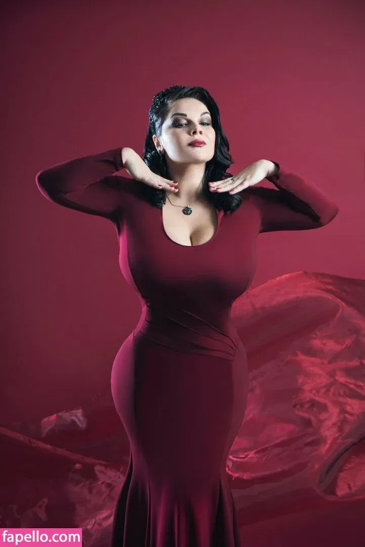 Maria Von Zarring Onlyfans Photo Gallery 