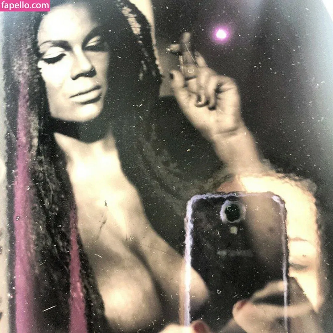 Maria Von Zarring Onlyfans Photo Gallery 