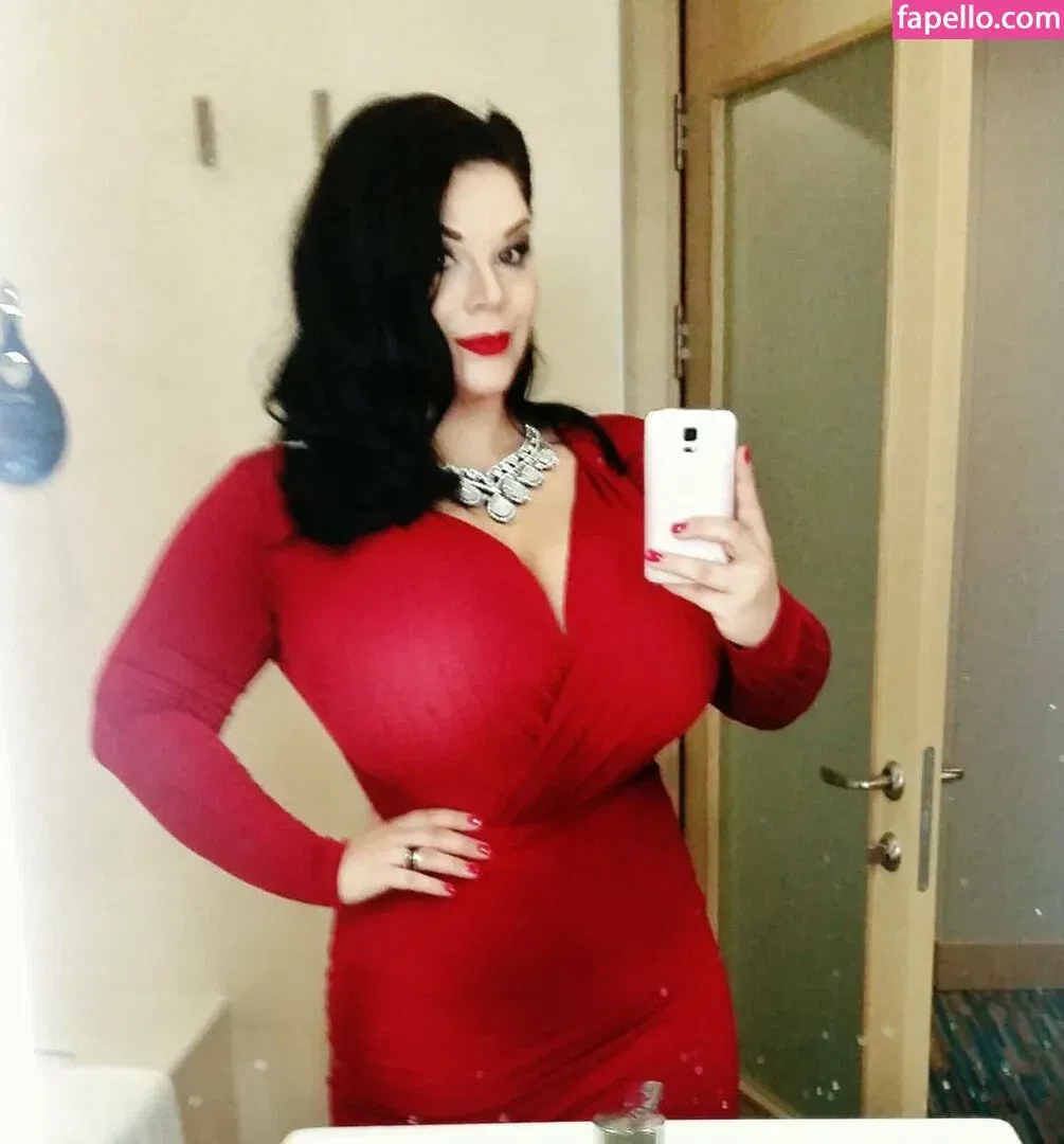 Maria Von Zarring Onlyfans Photo Gallery 