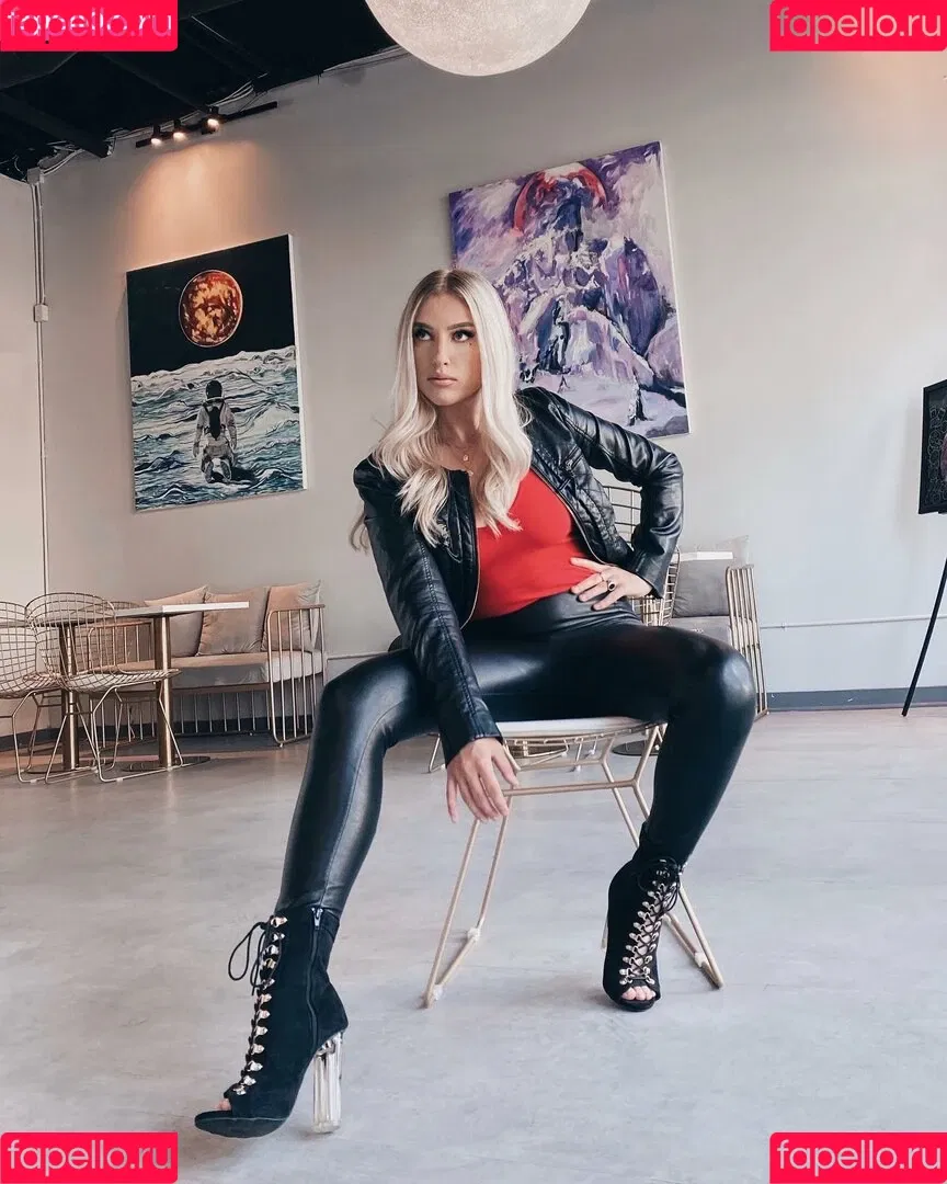 Emerome Onlyfans Photo Gallery 