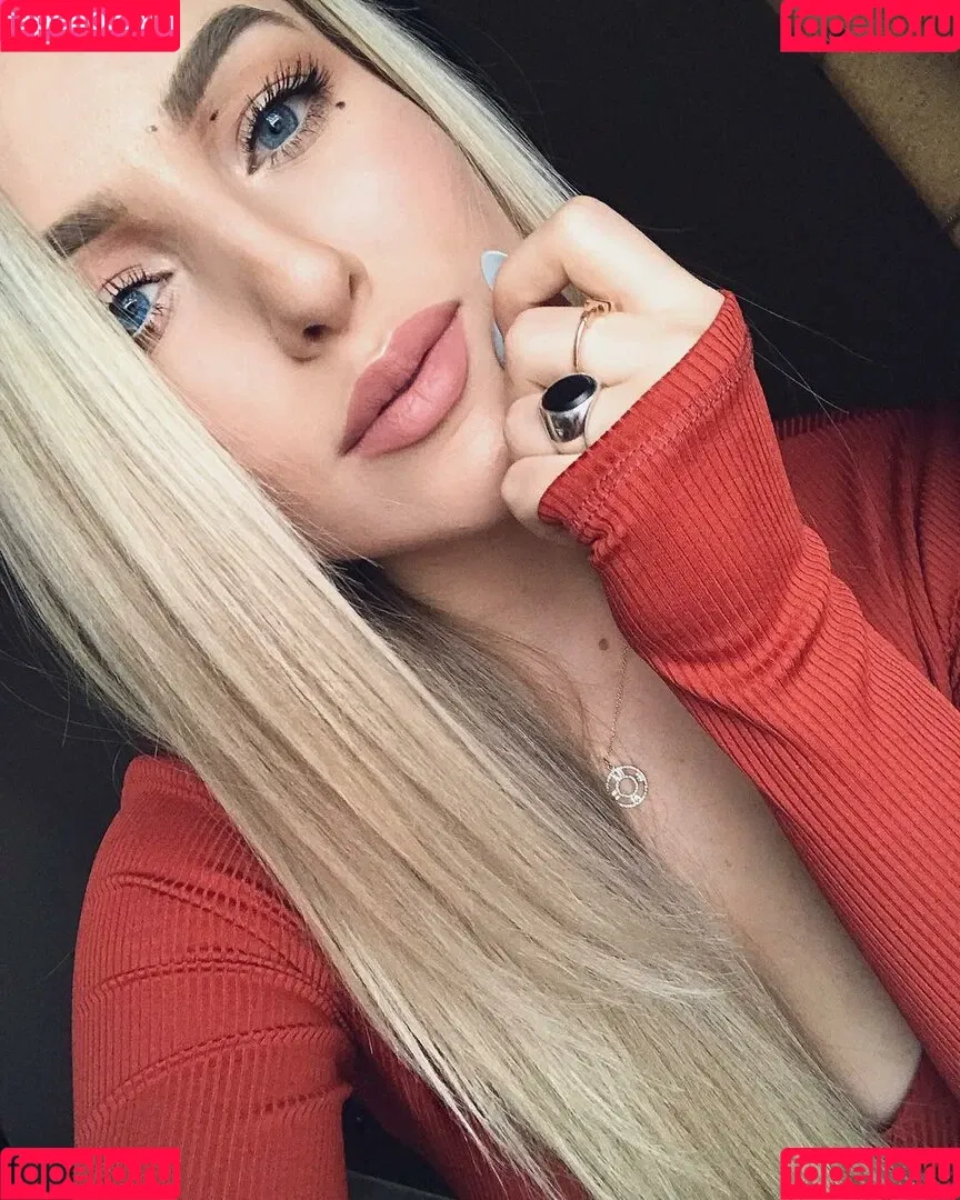 Emerome Onlyfans Photo Gallery 