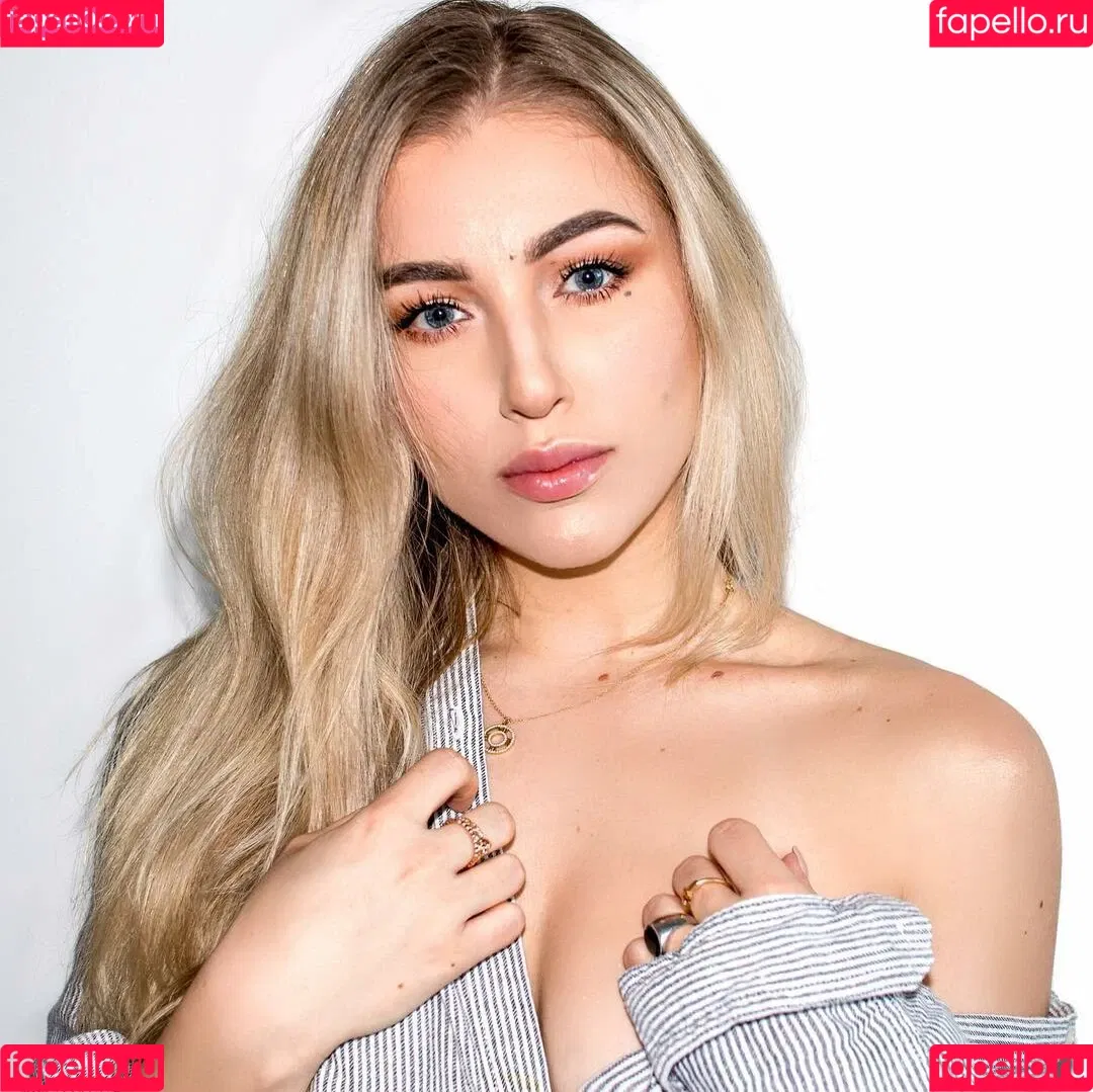 Emerome Onlyfans Photo Gallery 