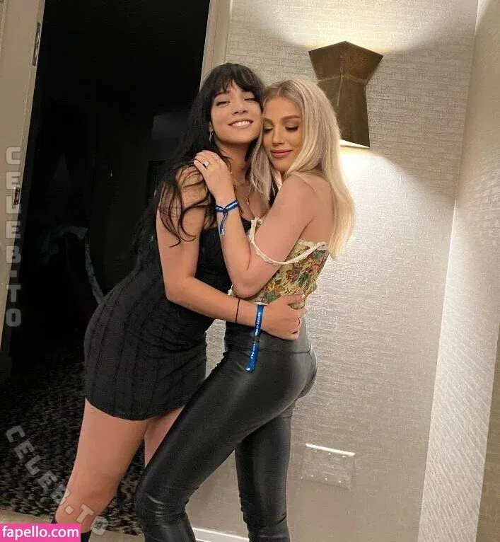 Emerome Onlyfans Photo Gallery 