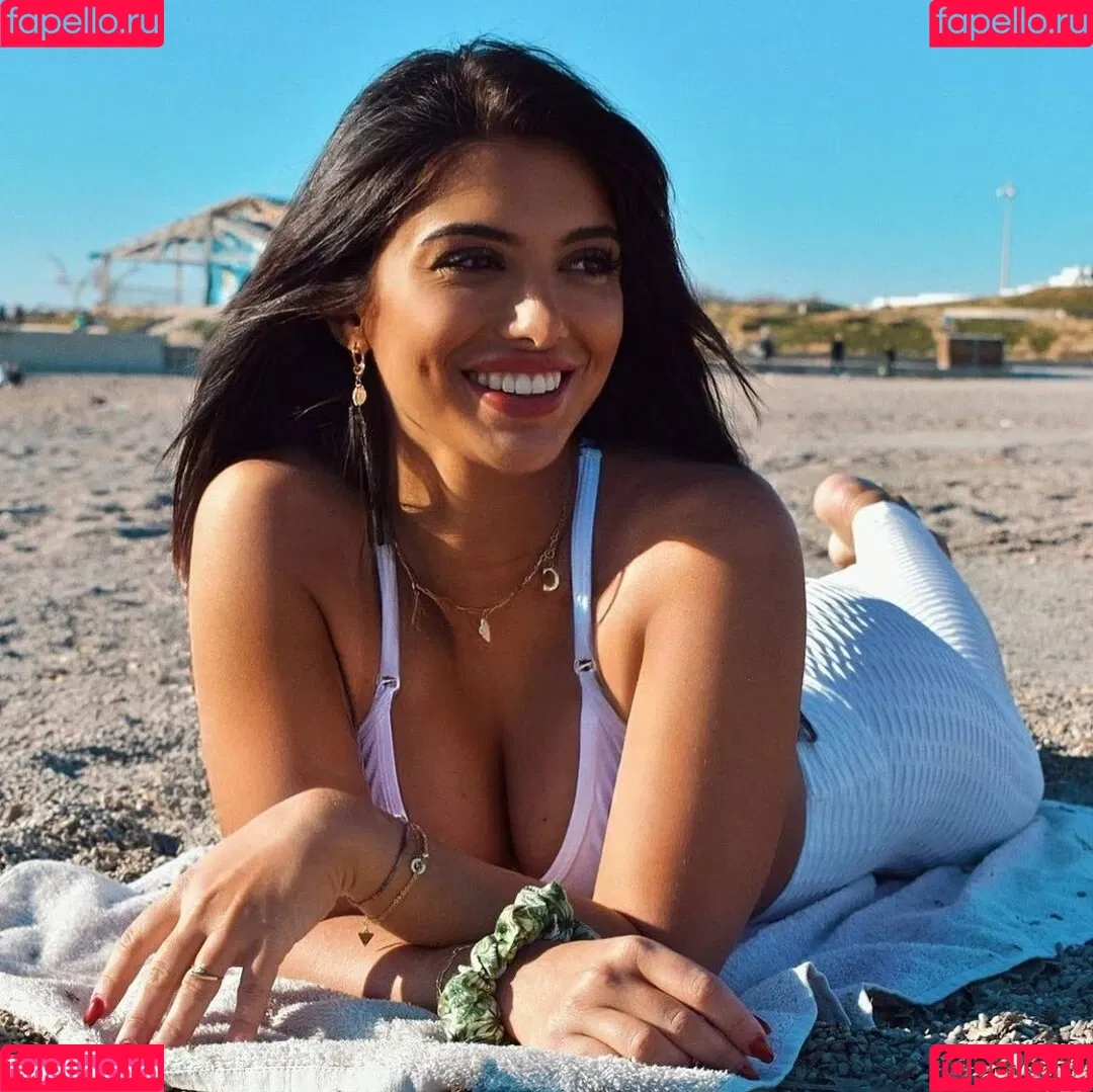 Julia Bayonetta Onlyfans Photo Gallery 