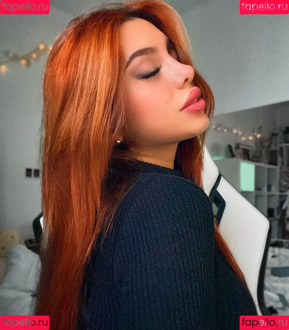 Julia Bayonetta Onlyfans Photo Gallery 