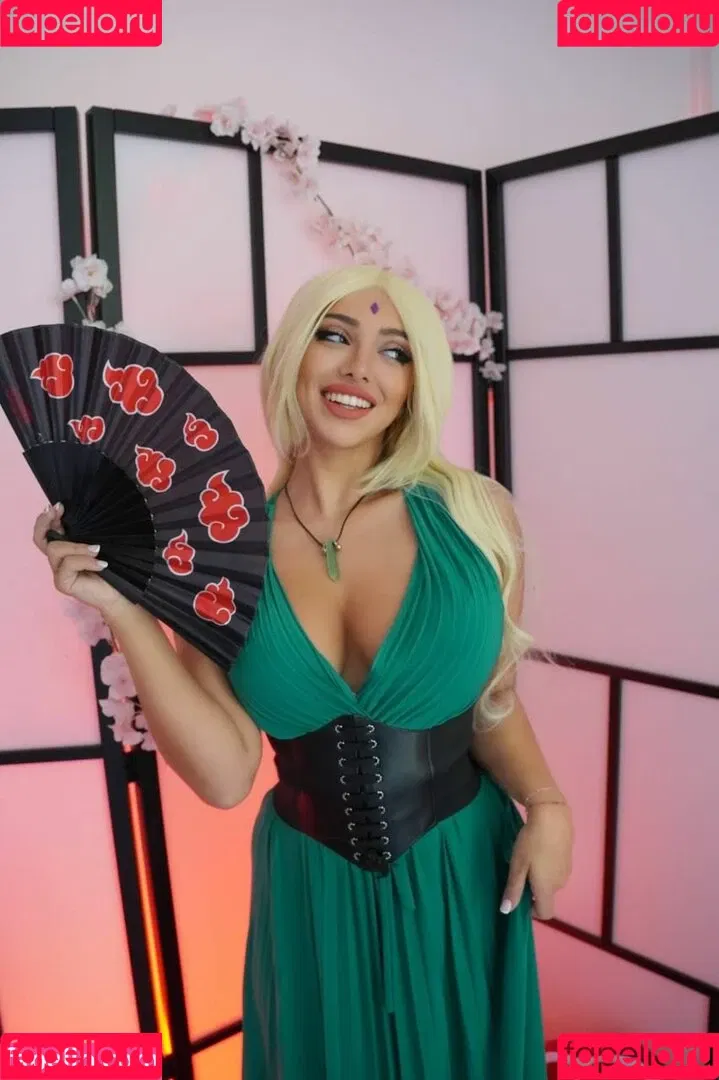 Julia Bayonetta Onlyfans Photo Gallery 