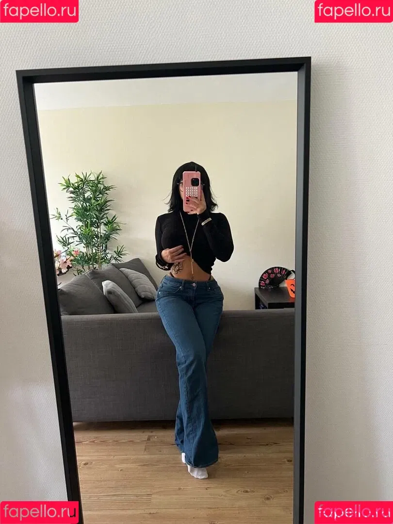 Julia Bayonetta Onlyfans Photo Gallery 