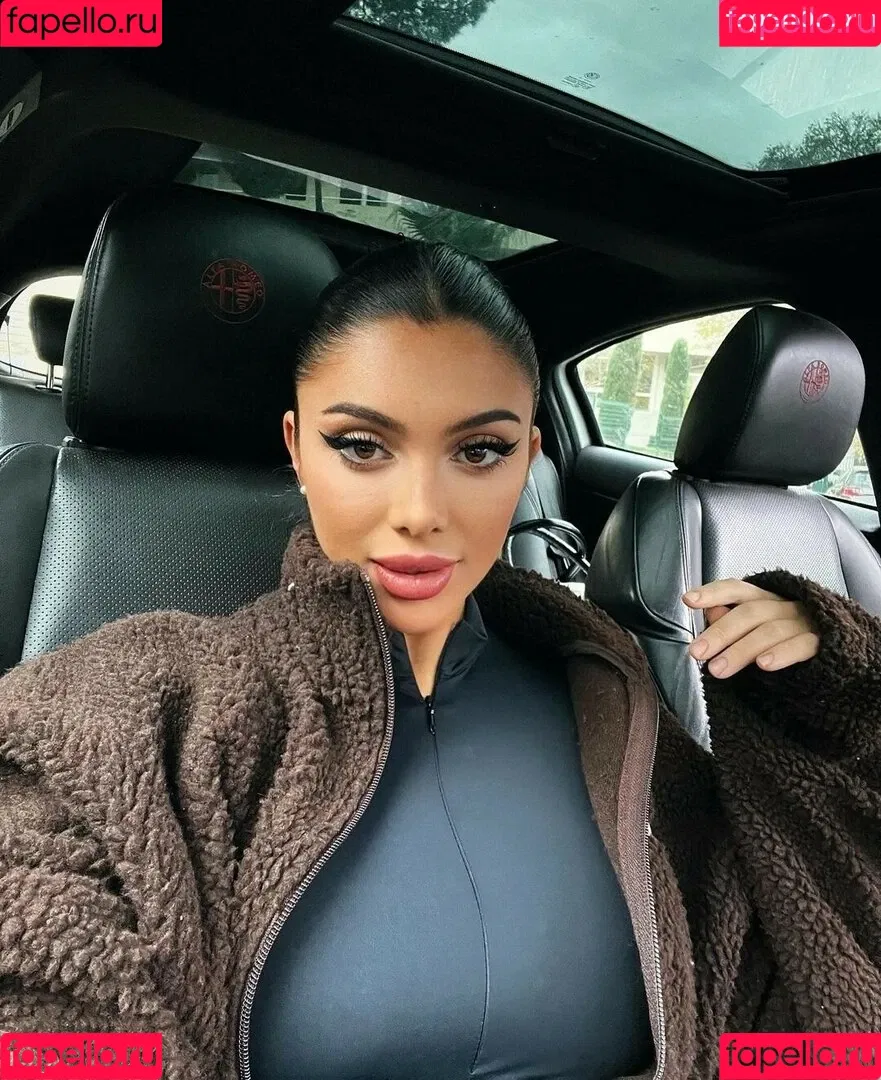 Julia Bayonetta Onlyfans Photo Gallery 