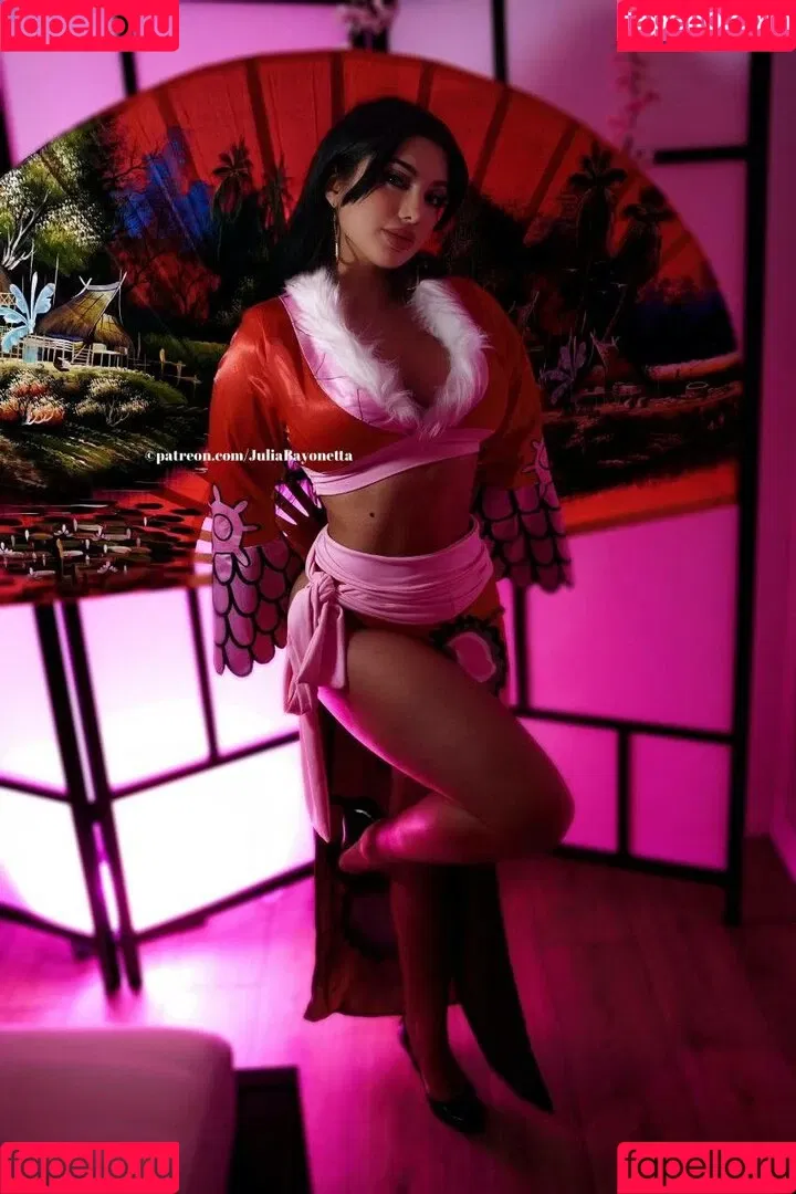 Julia Bayonetta Onlyfans Photo Gallery 