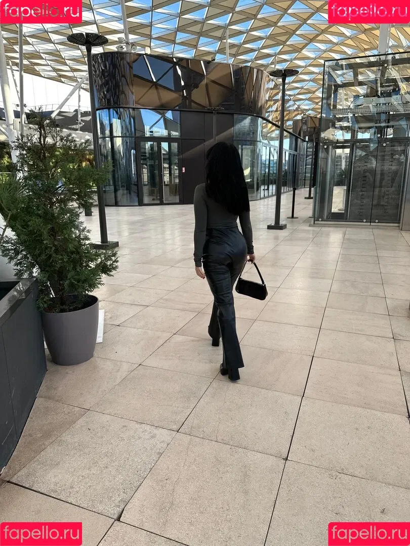 Julia Bayonetta Onlyfans Photo Gallery 