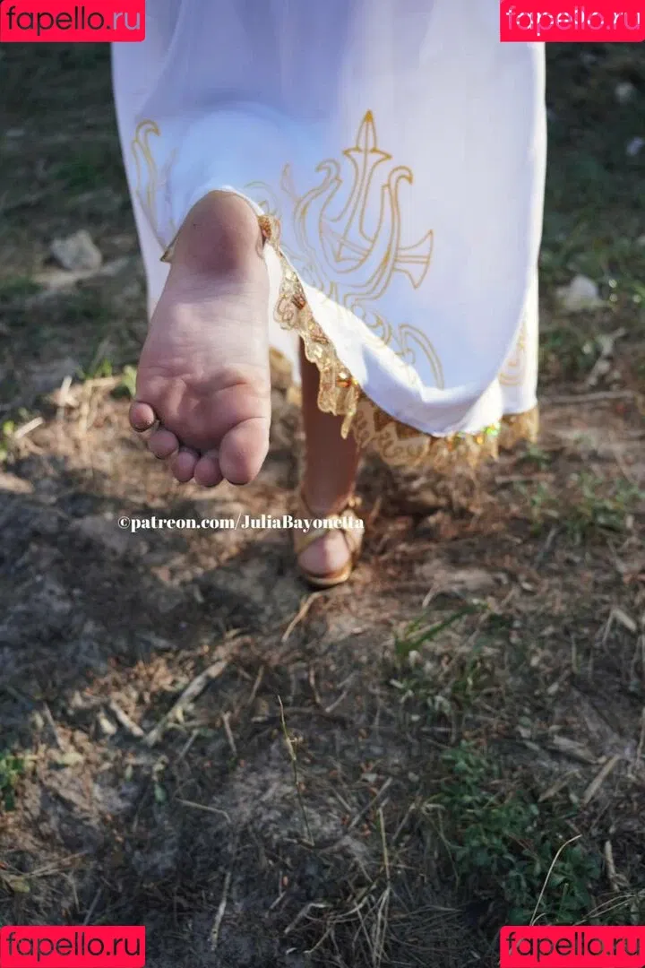 Julia Bayonetta Onlyfans Photo Gallery 