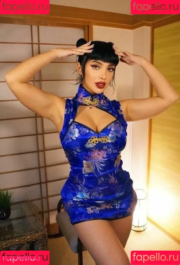 Julia Bayonetta Onlyfans Photo Gallery 