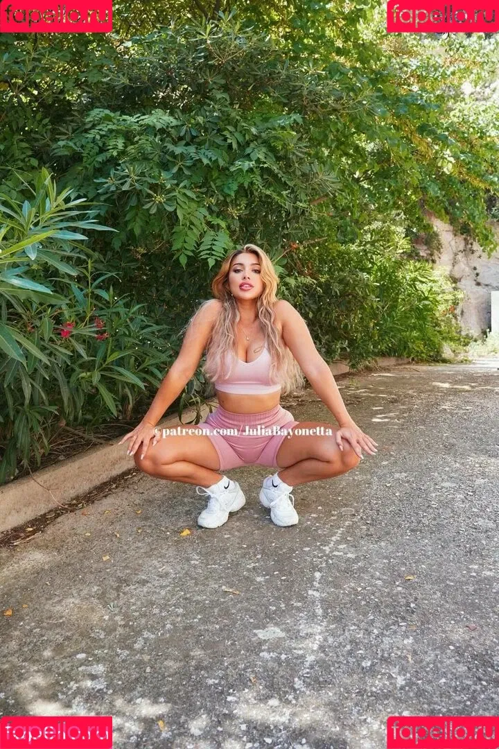 Julia Bayonetta Onlyfans Photo Gallery 