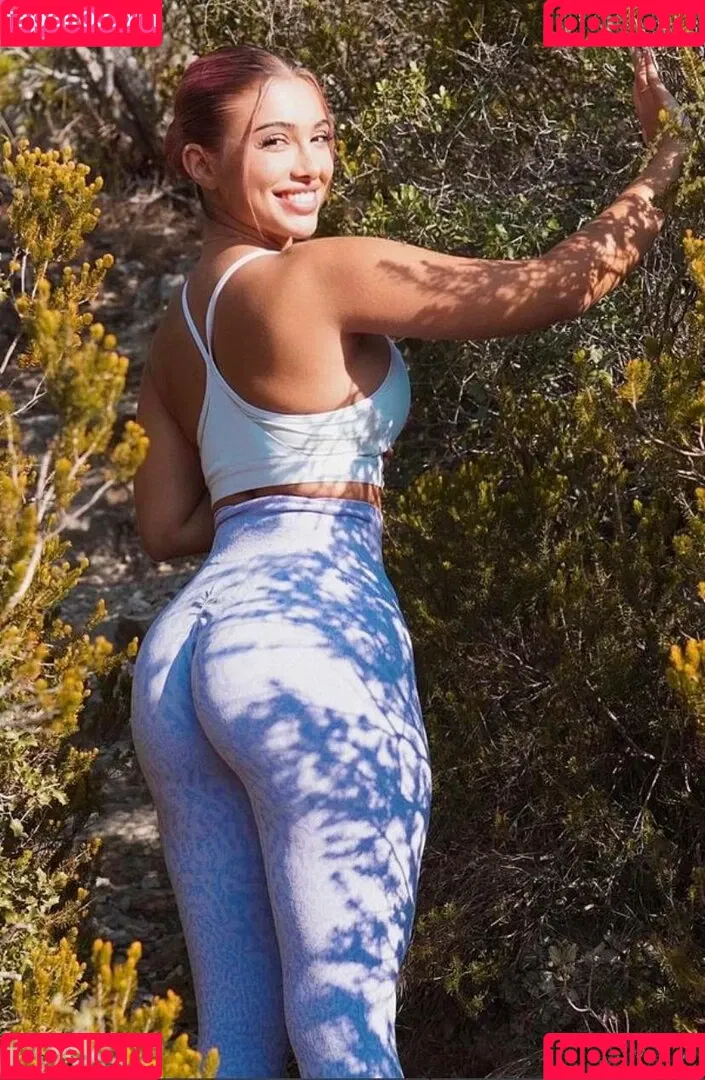 Julia Bayonetta Onlyfans Photo Gallery 