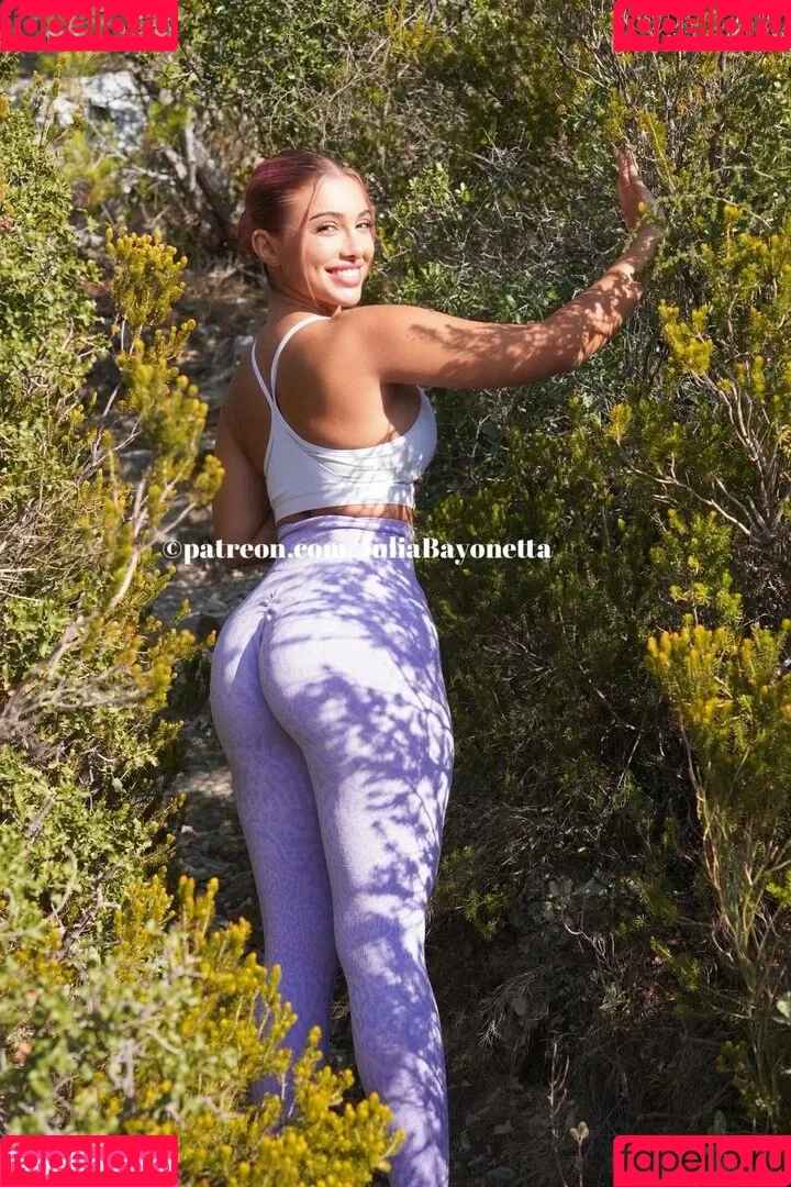 Julia Bayonetta Onlyfans Photo Gallery 