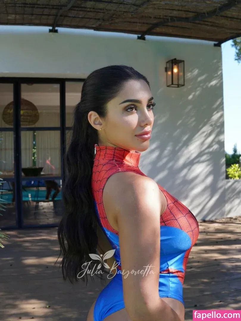 Julia Bayonetta Onlyfans Photo Gallery 