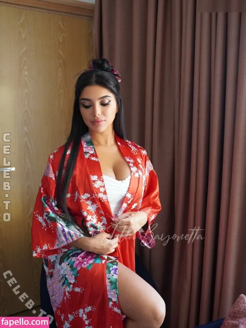 Julia Bayonetta Onlyfans Photo Gallery 