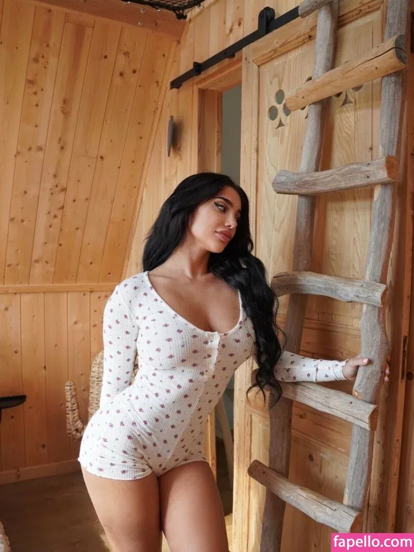 Julia Bayonetta Onlyfans Photo Gallery 