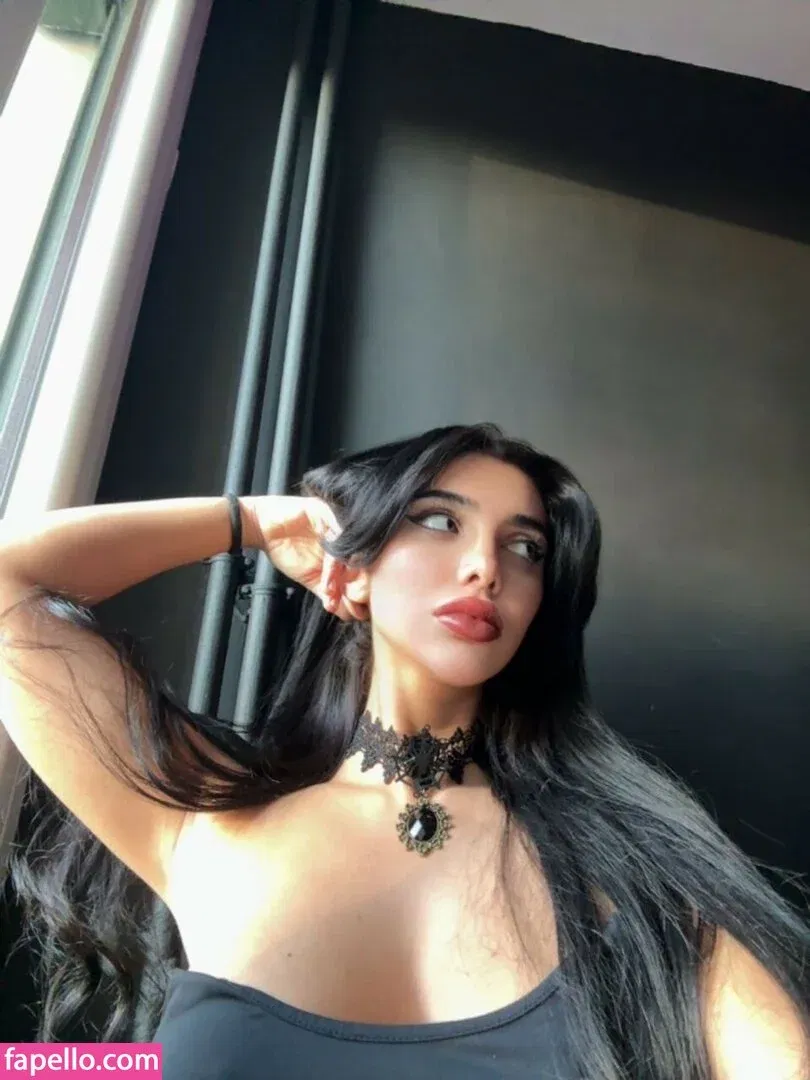 Julia Bayonetta Onlyfans Photo Gallery 