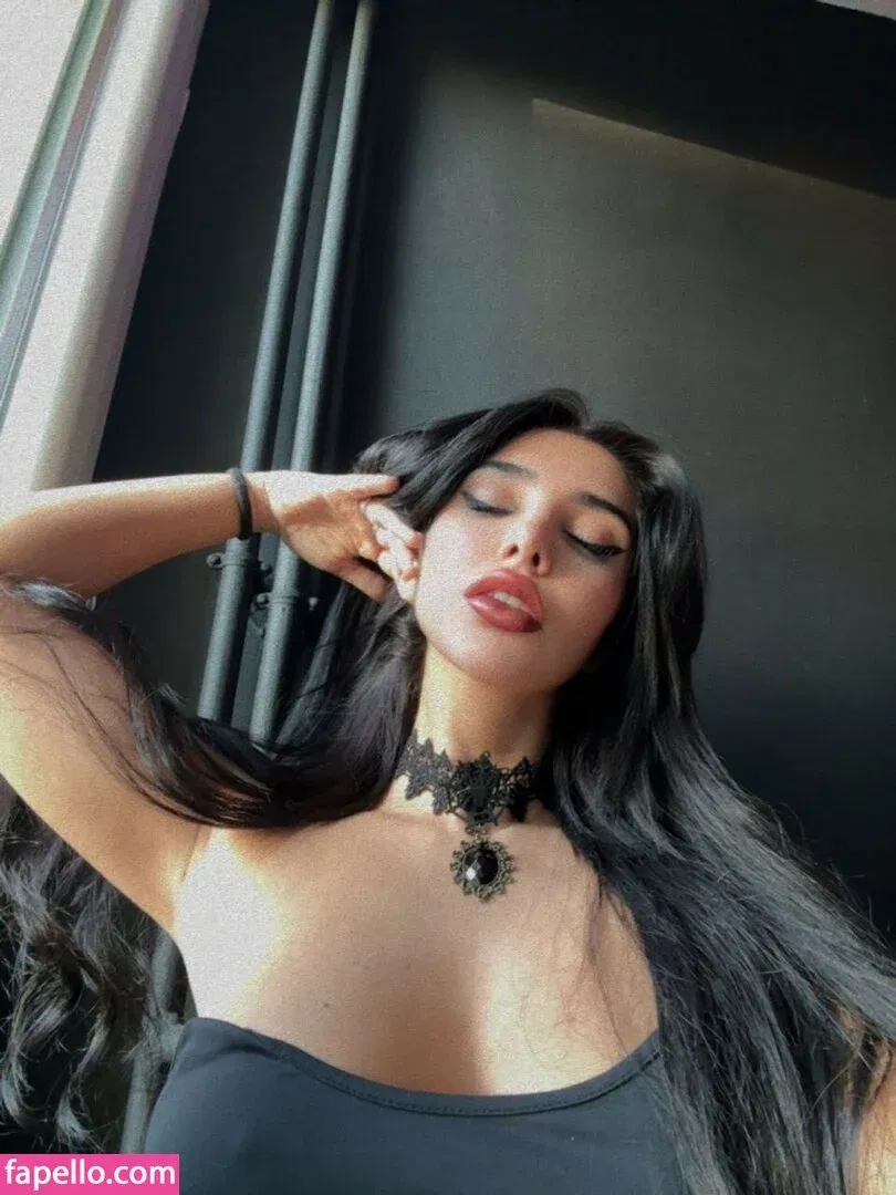 Julia Bayonetta Onlyfans Photo Gallery 