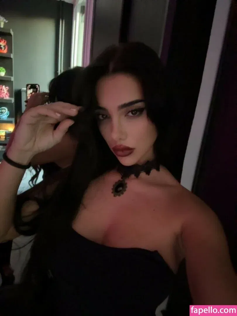 Julia Bayonetta Onlyfans Photo Gallery 