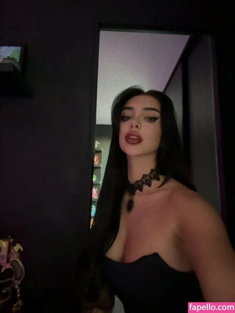 Julia Bayonetta Onlyfans Photo Gallery 