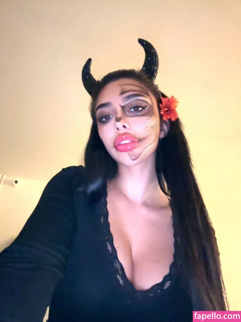 Julia Bayonetta Onlyfans Photo Gallery 