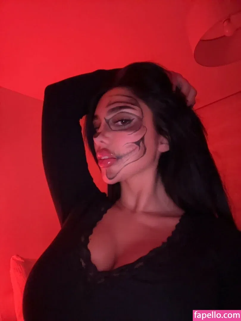 Julia Bayonetta Onlyfans Photo Gallery 