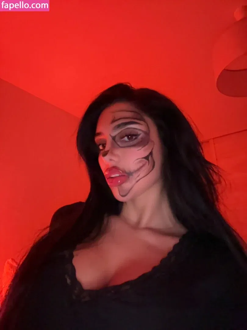 Julia Bayonetta Onlyfans Photo Gallery 