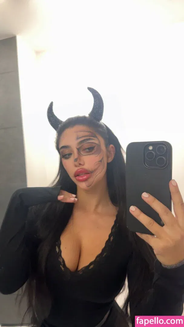 Julia Bayonetta Onlyfans Photo Gallery 