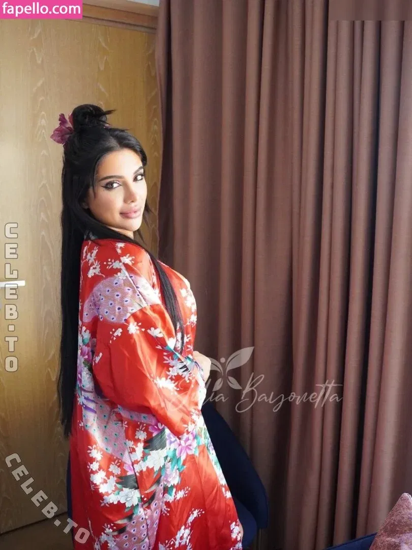 Julia Bayonetta Onlyfans Photo Gallery 