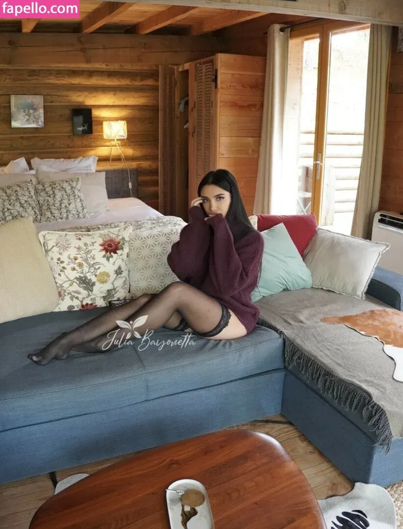 Julia Bayonetta Onlyfans Photo Gallery 