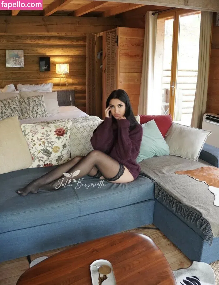 Julia Bayonetta Onlyfans Photo Gallery 