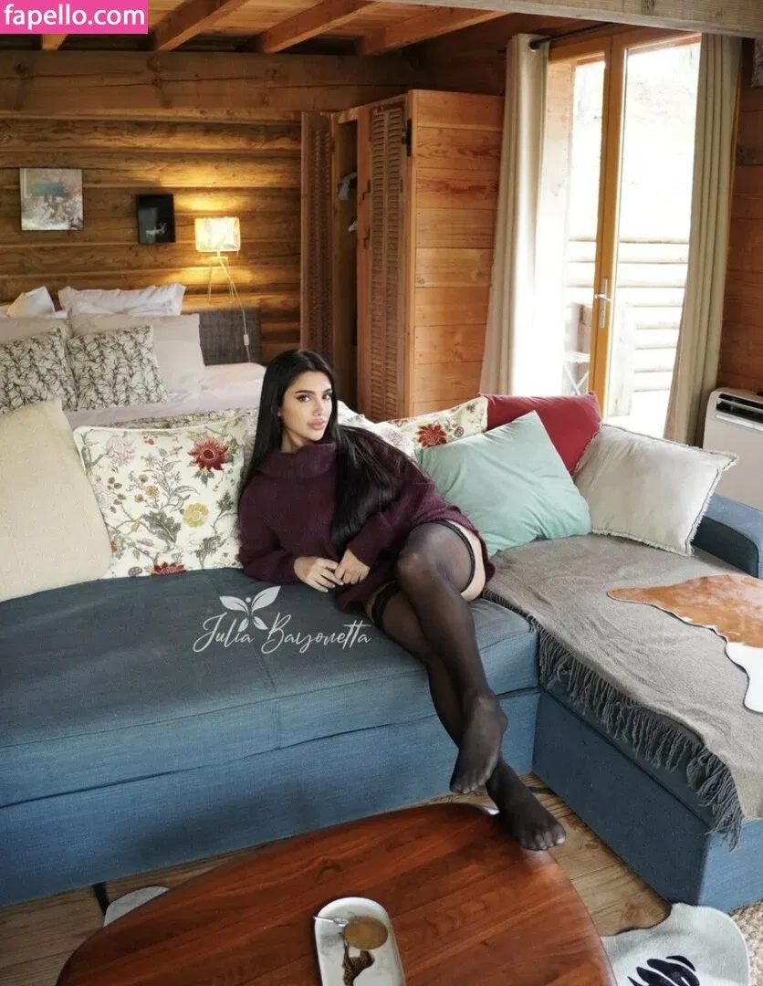 Julia Bayonetta Onlyfans Photo Gallery 