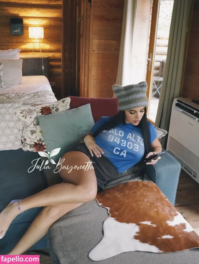 Julia Bayonetta Onlyfans Photo Gallery 