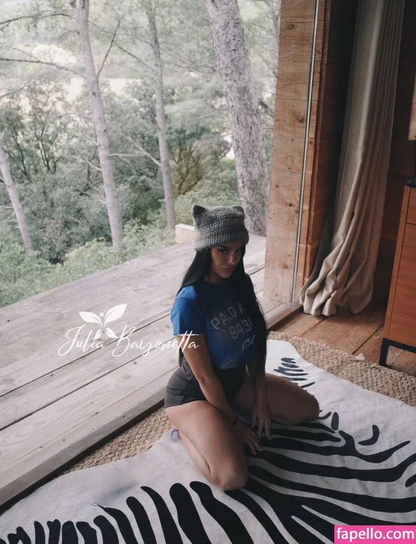 Julia Bayonetta Onlyfans Photo Gallery 