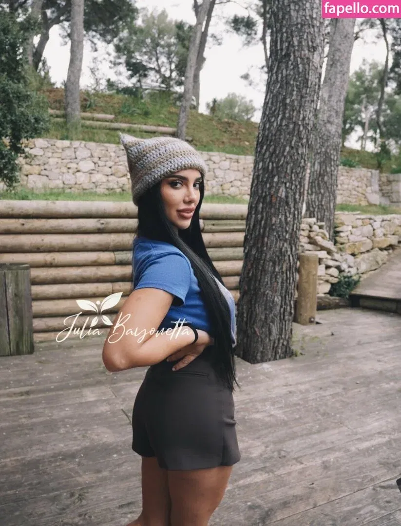 Julia Bayonetta Onlyfans Photo Gallery 