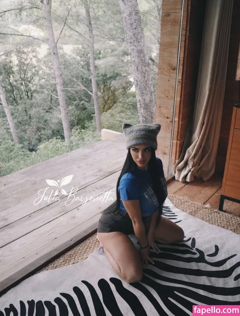 Julia Bayonetta Onlyfans Photo Gallery 