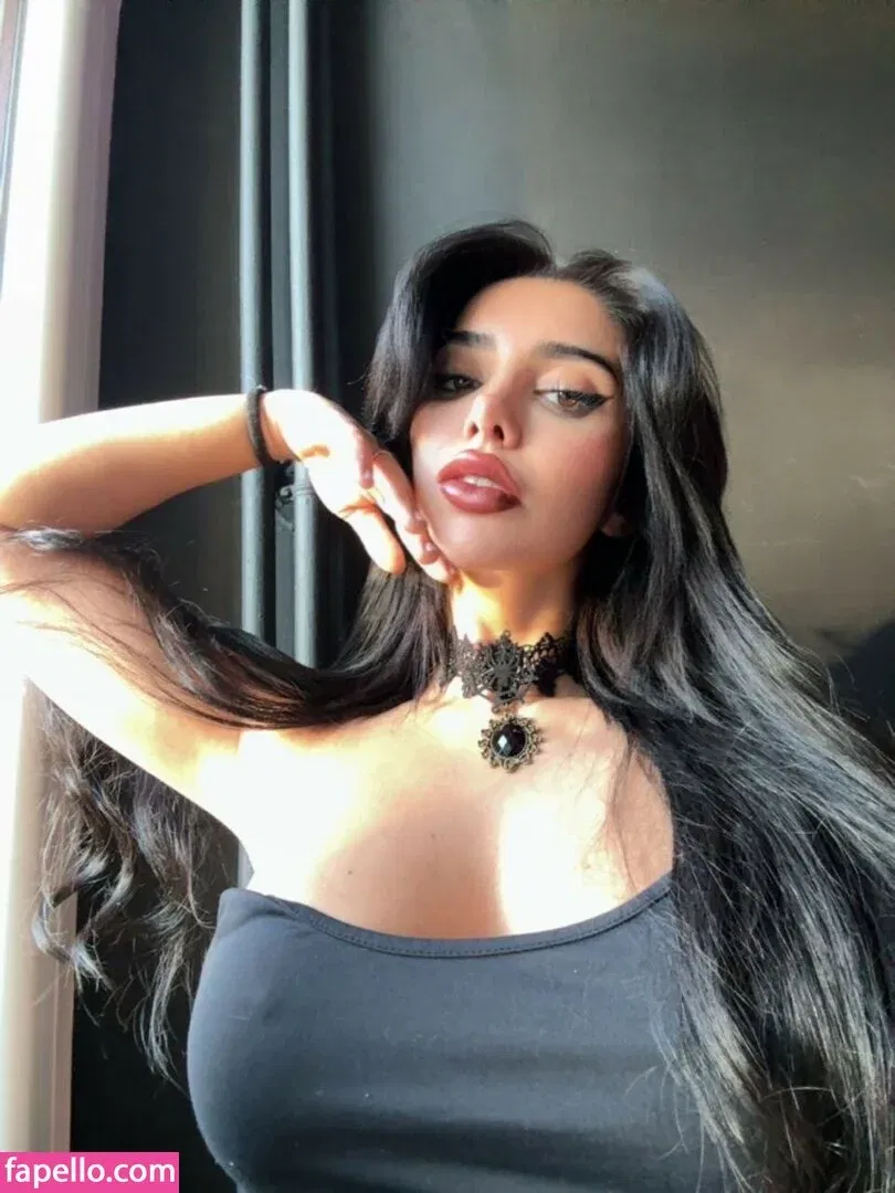 Julia Bayonetta Onlyfans Photo Gallery 