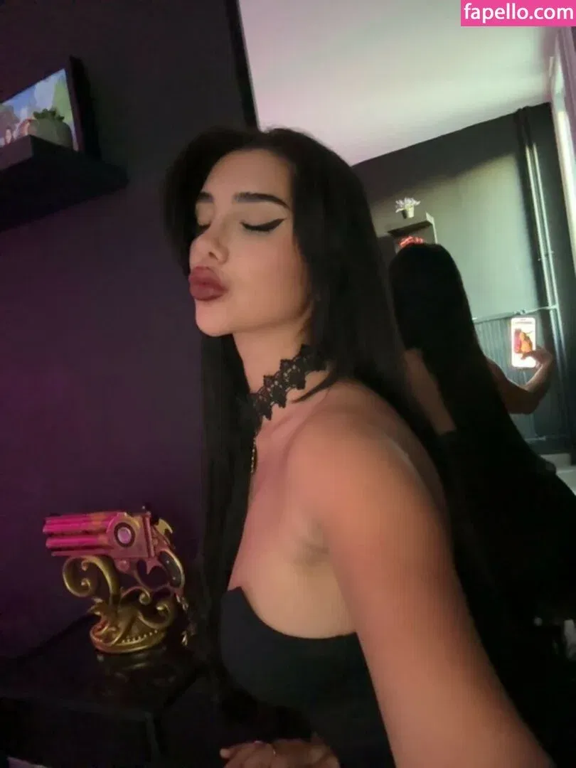 Julia Bayonetta Onlyfans Photo Gallery 