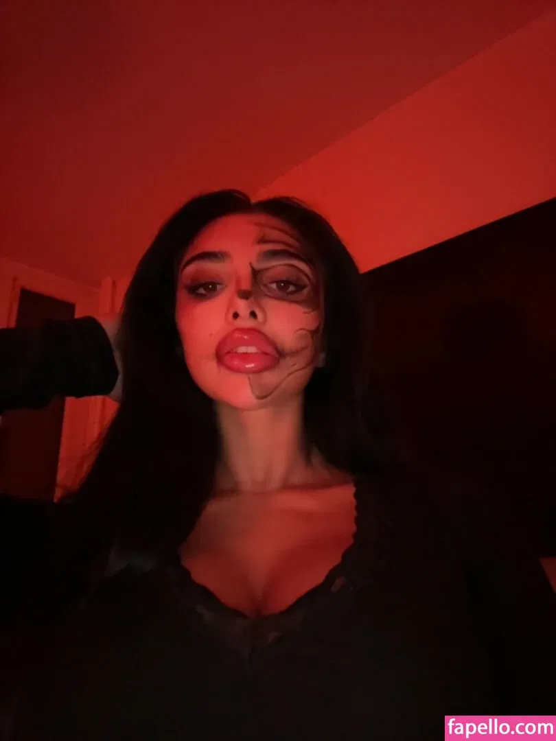 Julia Bayonetta Onlyfans Photo Gallery 