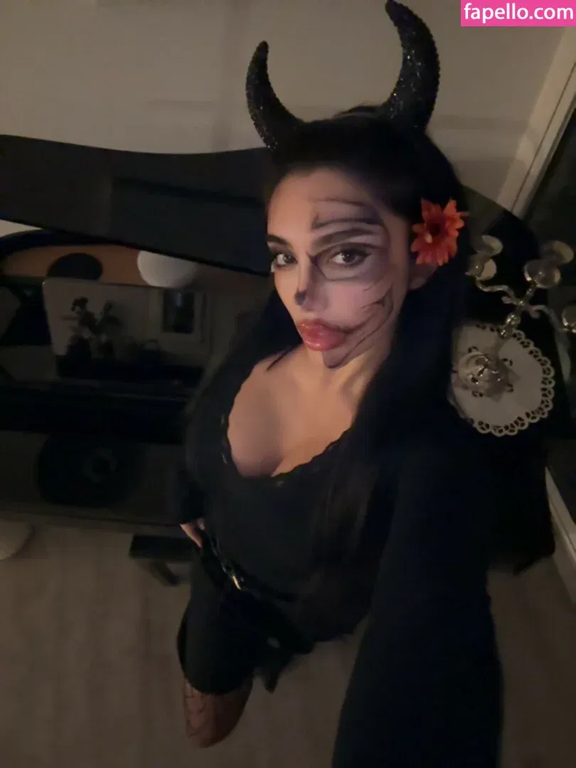 Julia Bayonetta Onlyfans Photo Gallery 