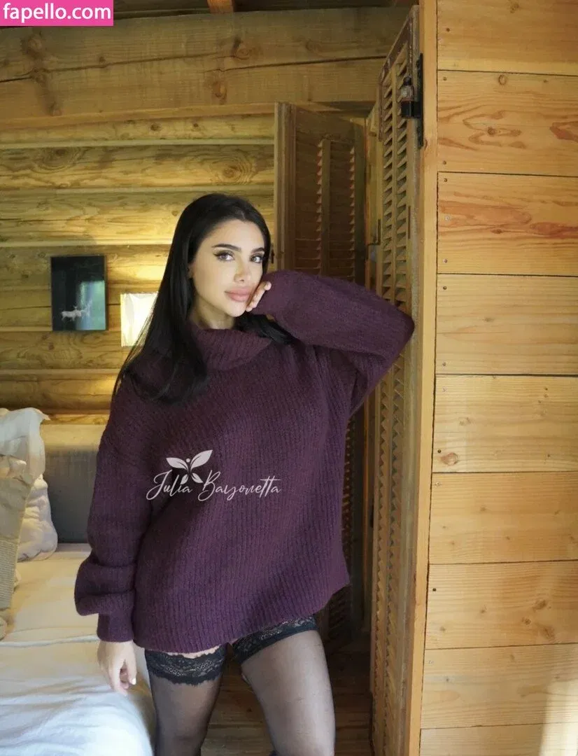 Julia Bayonetta Onlyfans Photo Gallery 