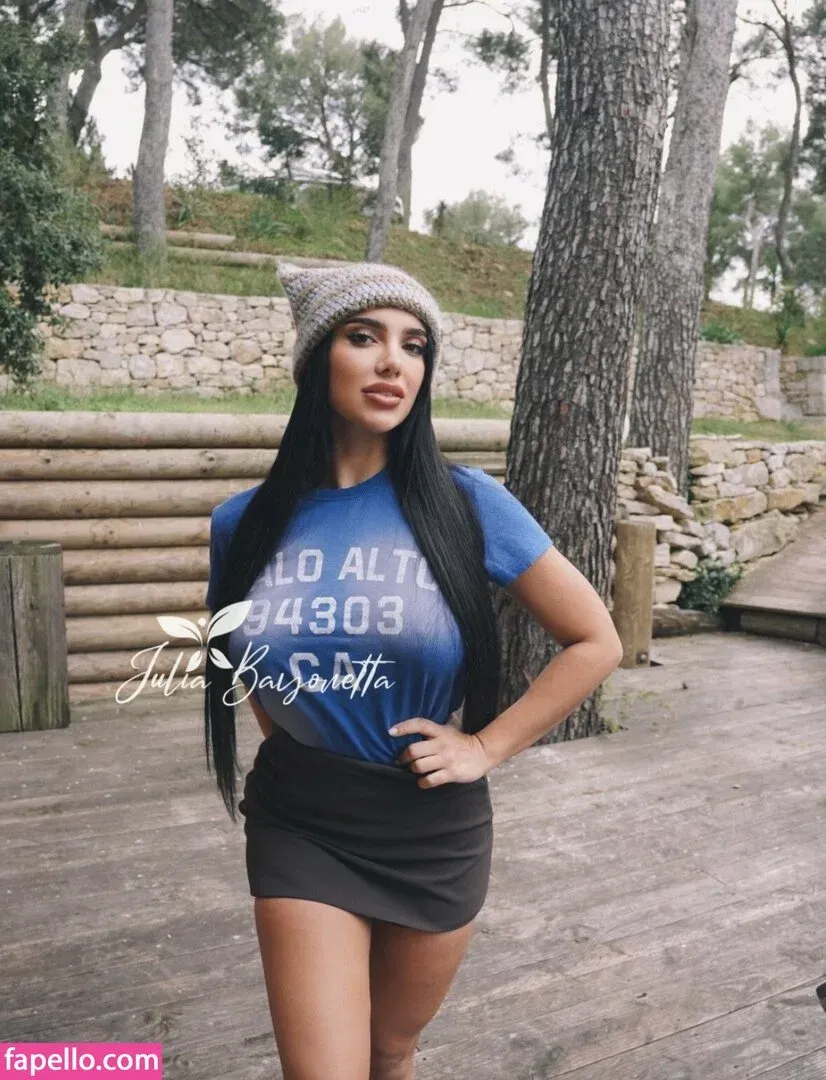 Julia Bayonetta Onlyfans Photo Gallery 