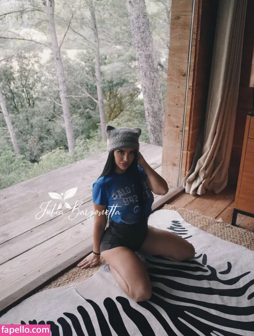 Julia Bayonetta Onlyfans Photo Gallery 