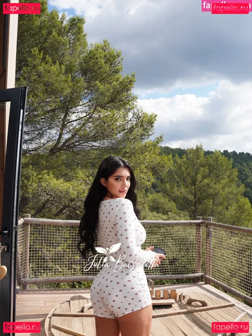 Julia Bayonetta Onlyfans Photo Gallery 