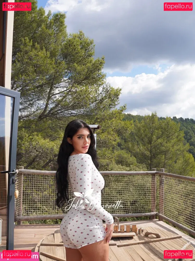 Julia Bayonetta Onlyfans Photo Gallery 