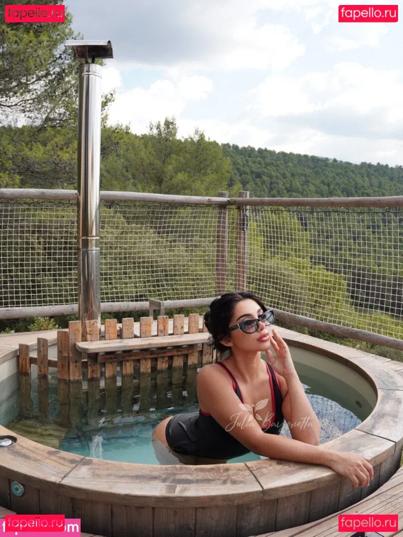 Julia Bayonetta Onlyfans Photo Gallery 