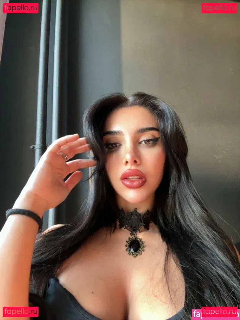 Julia Bayonetta Onlyfans Photo Gallery 